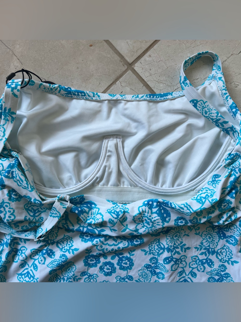 NWT Coco Reef Tankini Ruffle Underwire Swim Top Blue White Floral 34DD Beachwear - Picture 4 of 8